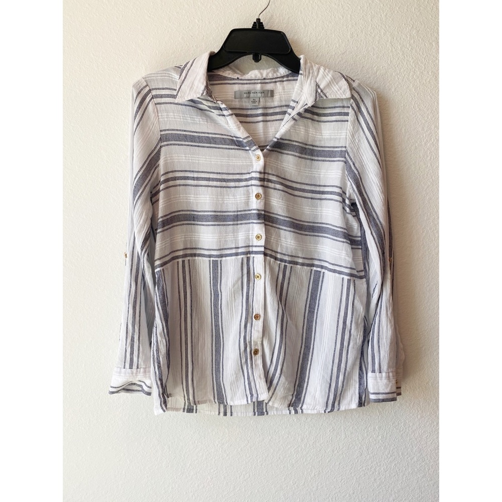 Marc New York Flowy button down blouse